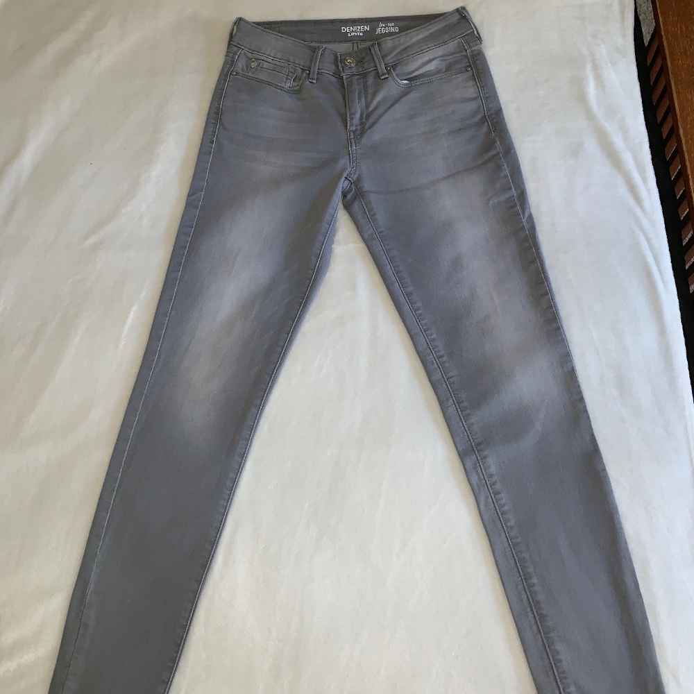 Denizen from Levi's Women's Low Rise Jeggings Gray